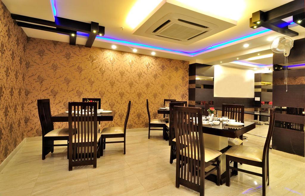 Arihant Inn-Near Blk Hospital New Delhi Exteriör bild