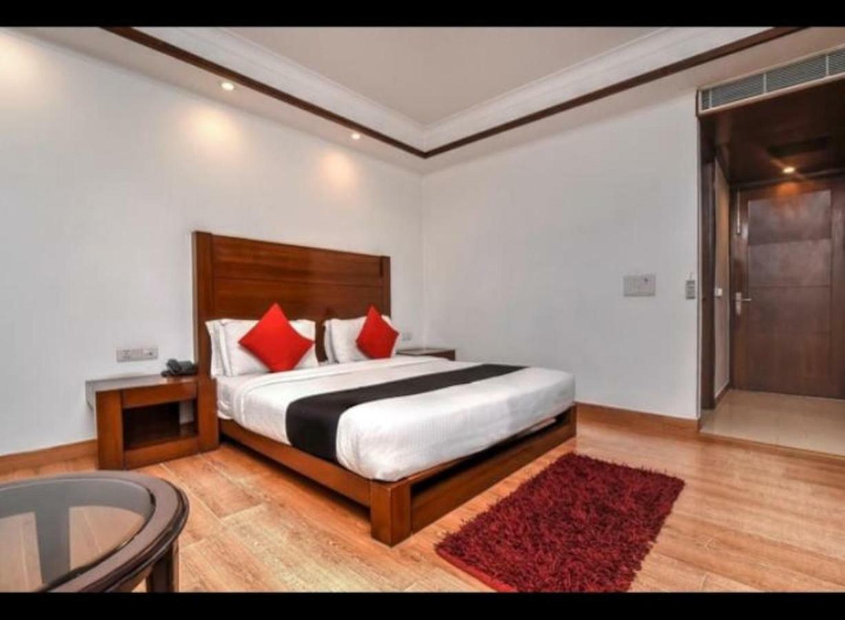 Arihant Inn-Near Blk Hospital New Delhi Exteriör bild